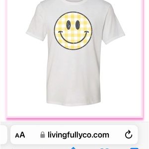 Living fully by Mallory Ervin brand new tshirt.